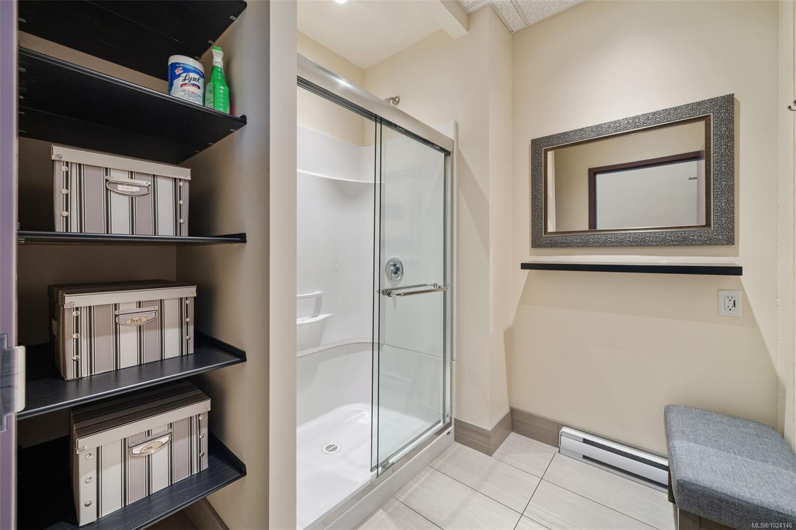 300-305-388 Harbour Rd, Victoria, BC