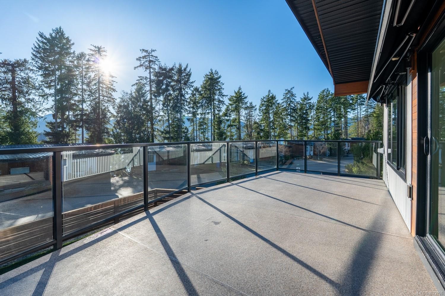 7420 Cottage Way, Lake Cowichan, BC