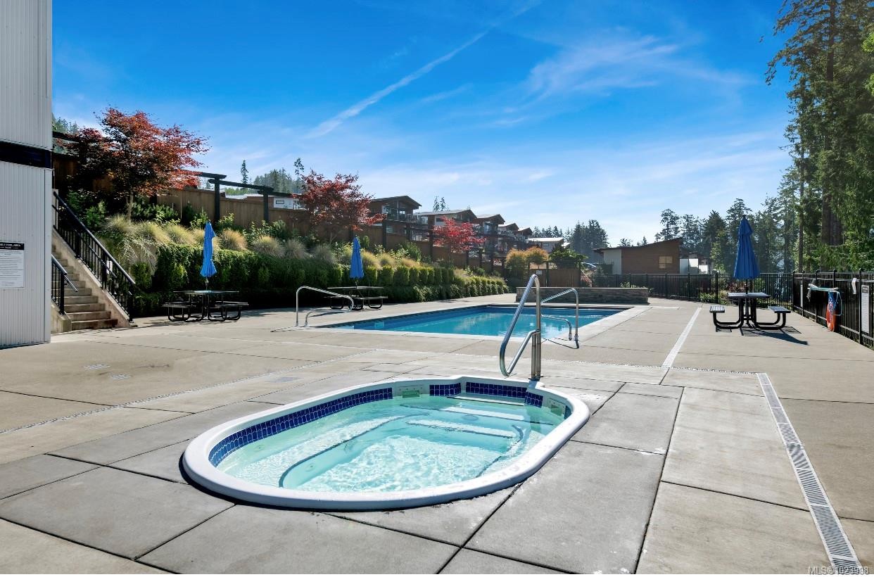 7420 Cottage Way, Lake Cowichan, BC