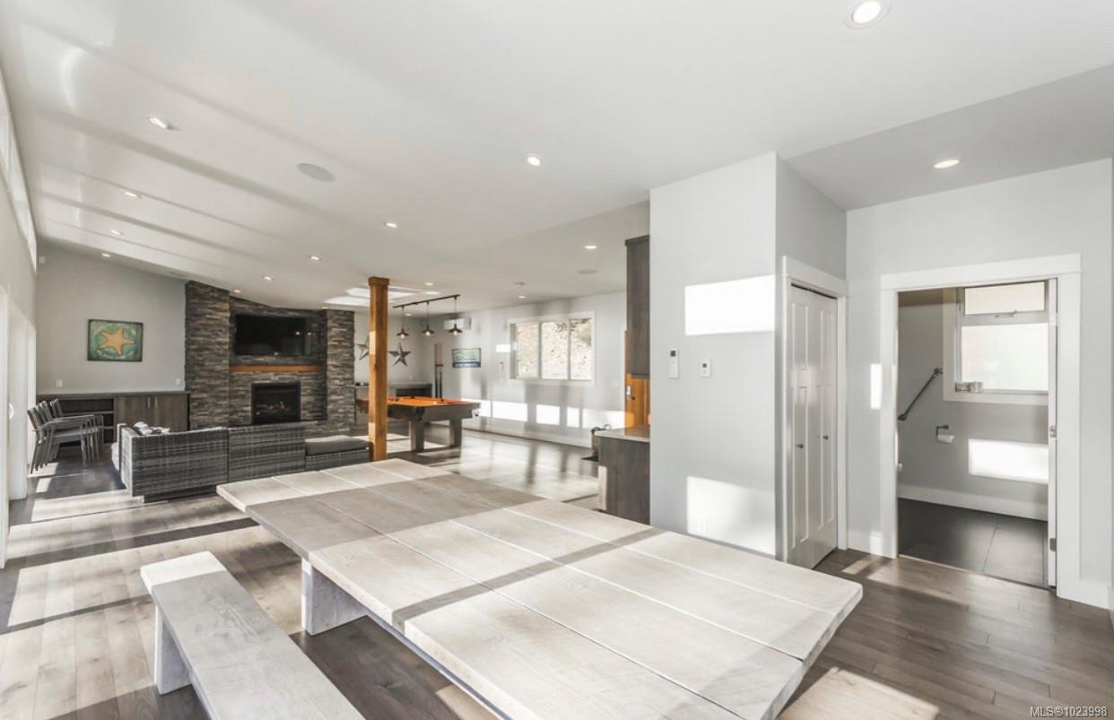 7420 Cottage Way, Lake Cowichan, BC