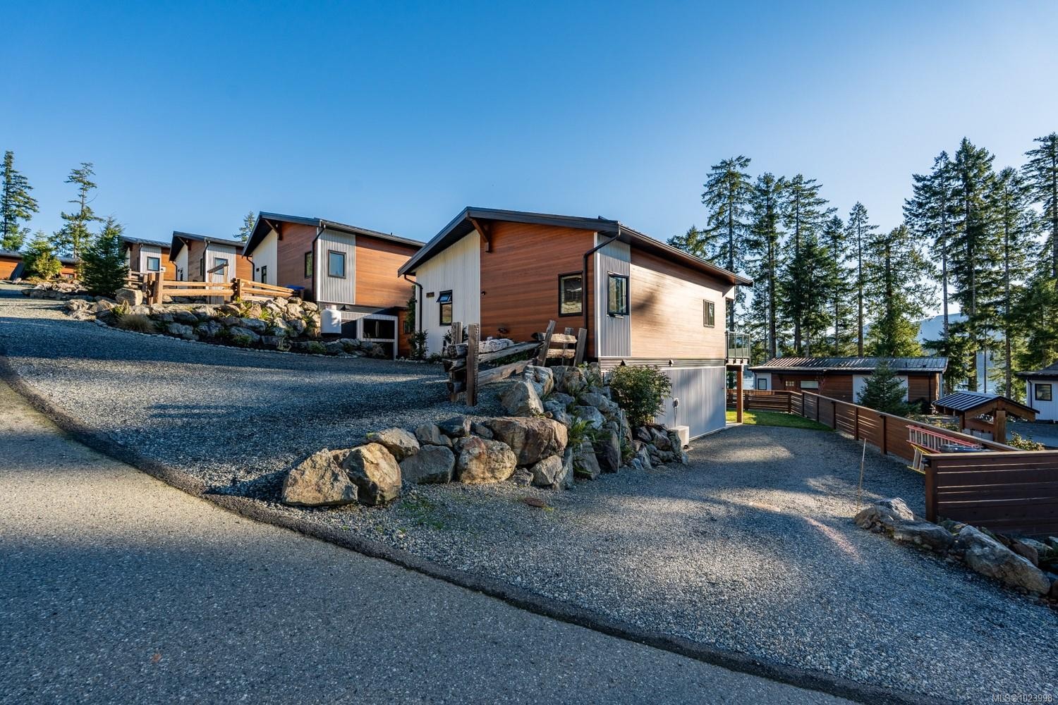 7420 Cottage Way, Lake Cowichan, BC