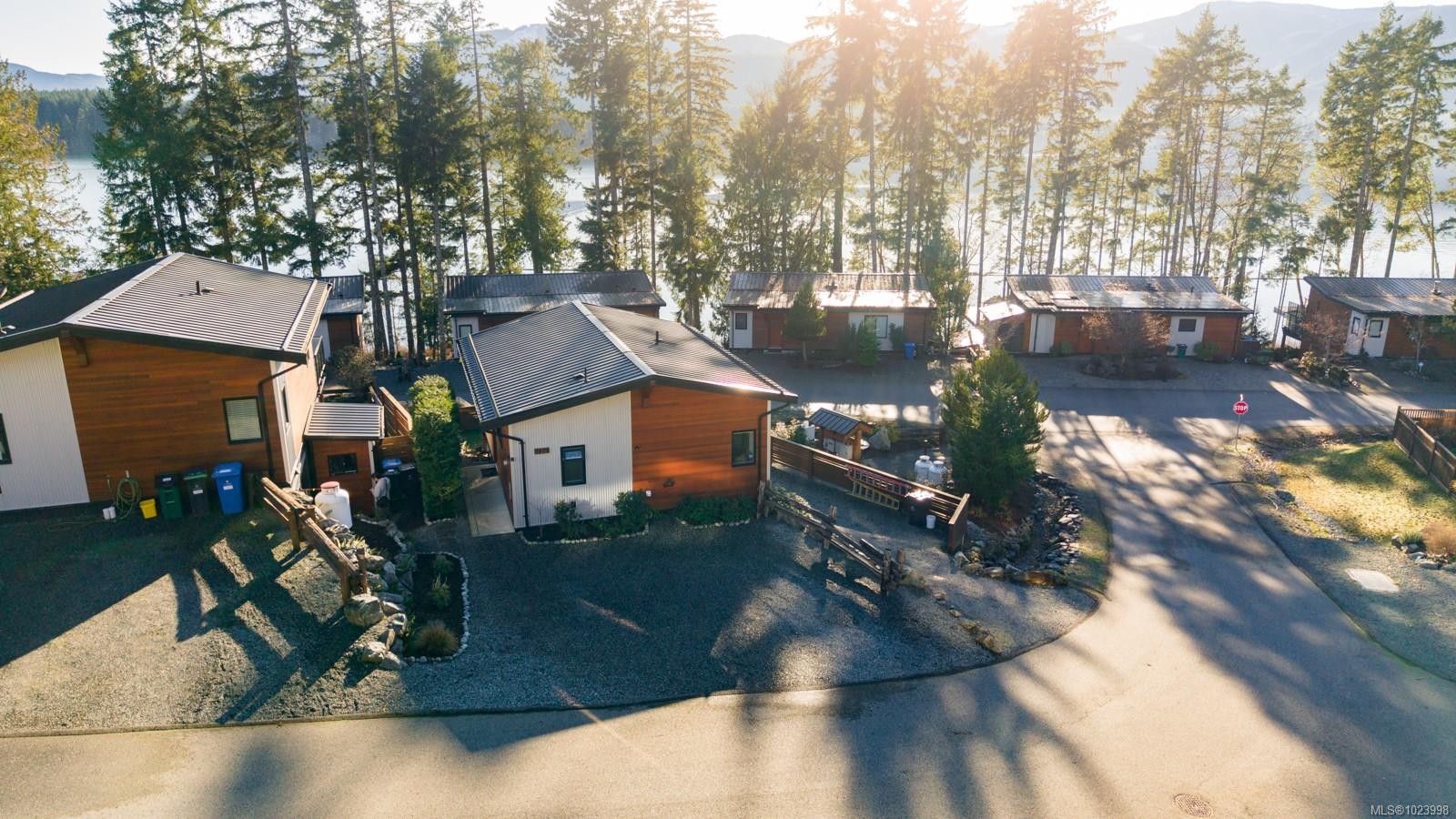 7420 Cottage Way, Lake Cowichan, BC