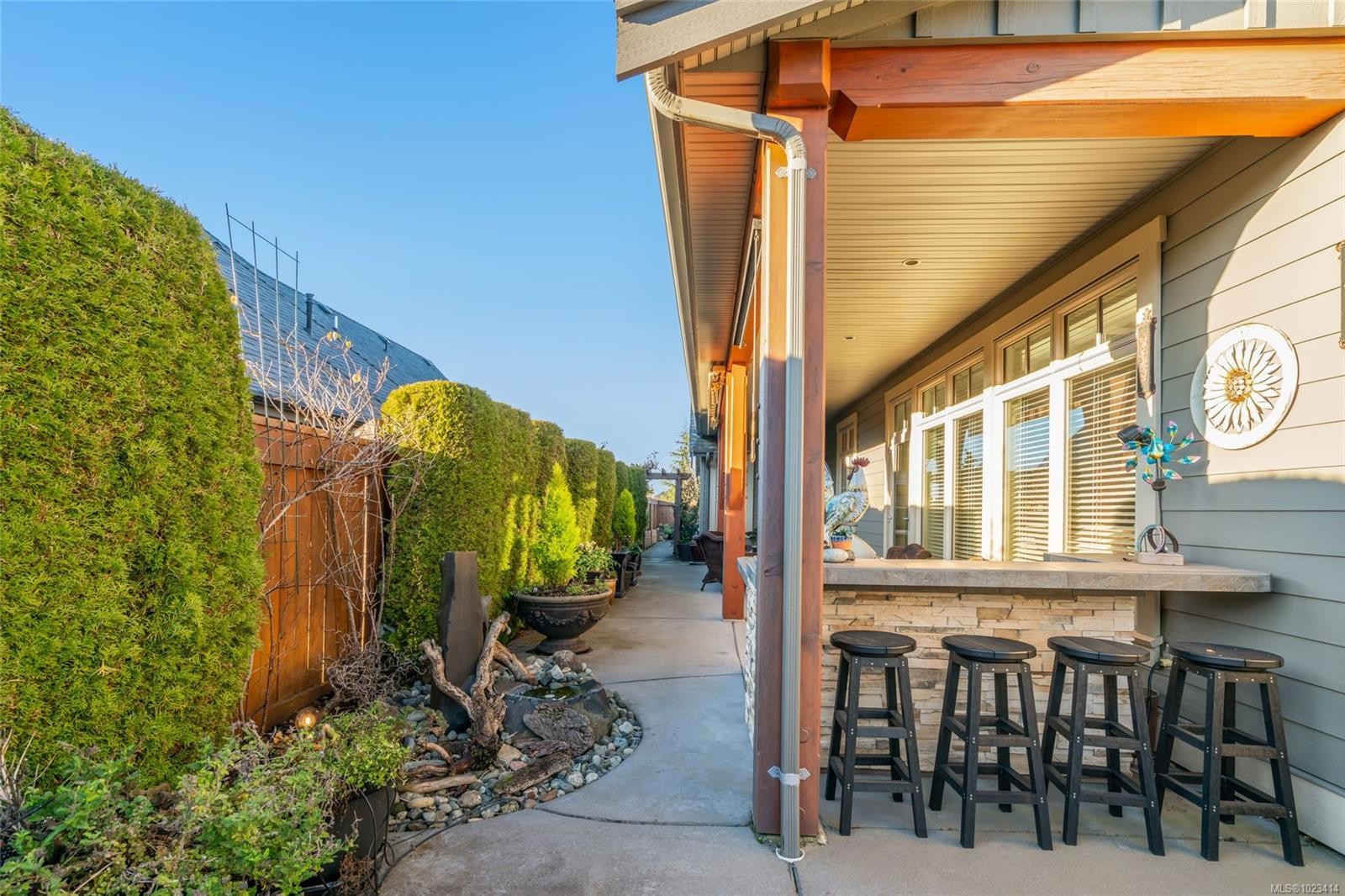 609 Prospect Pointe Dr, French Creek, BC