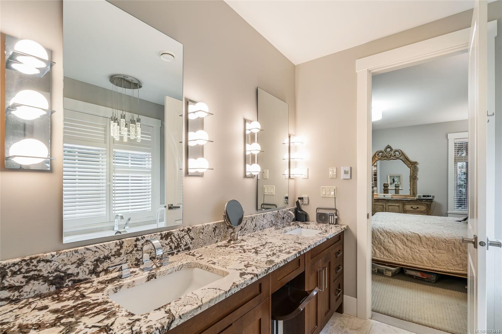 609 Prospect Pointe Dr, French Creek, BC