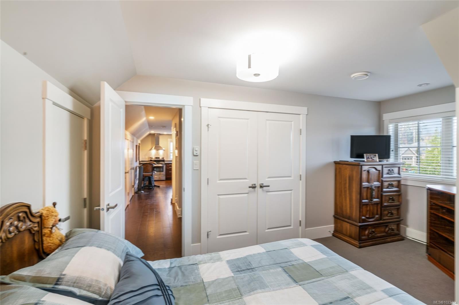 609 Prospect Pointe Dr, French Creek, BC