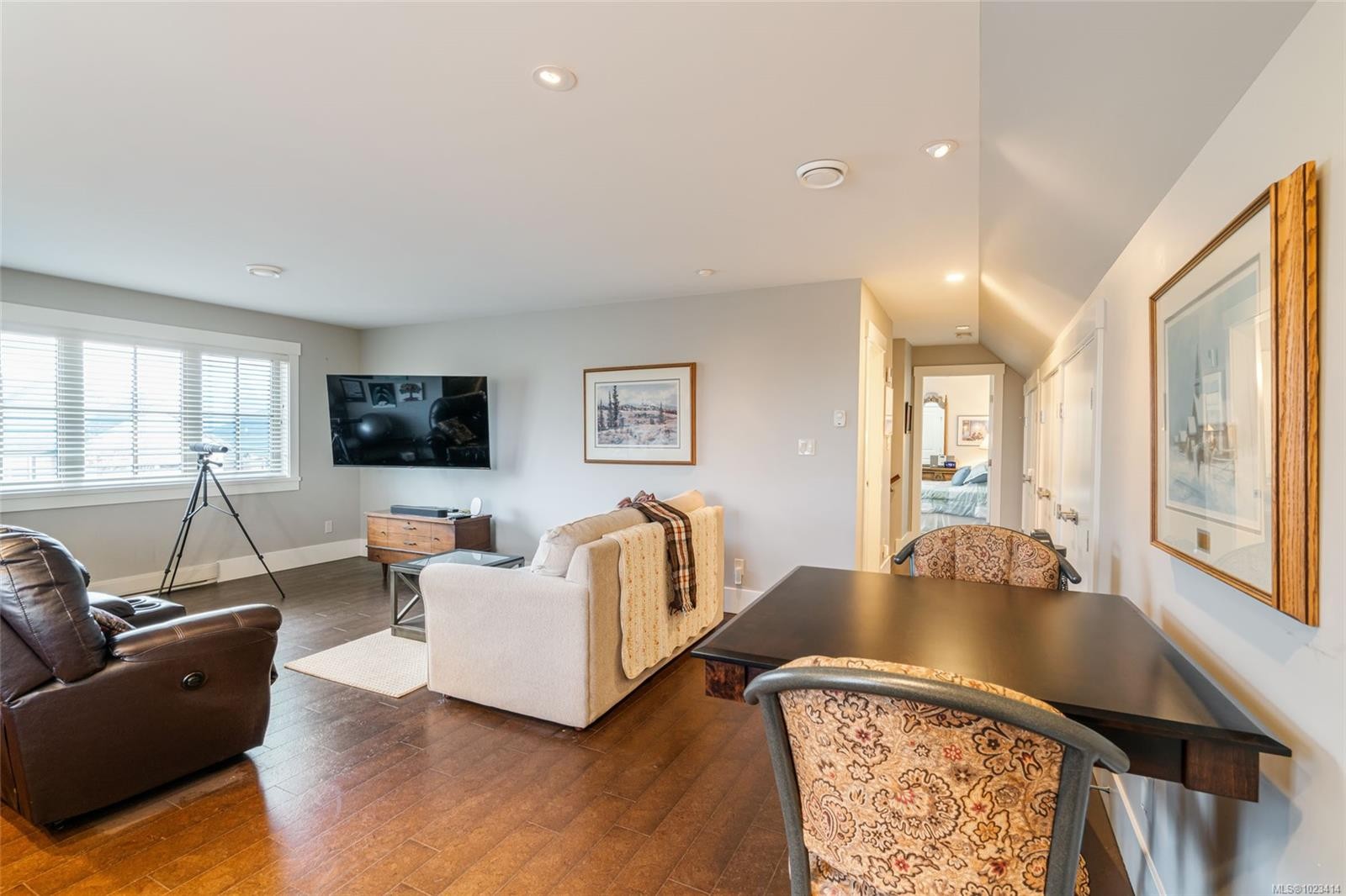 609 Prospect Pointe Dr, French Creek, BC