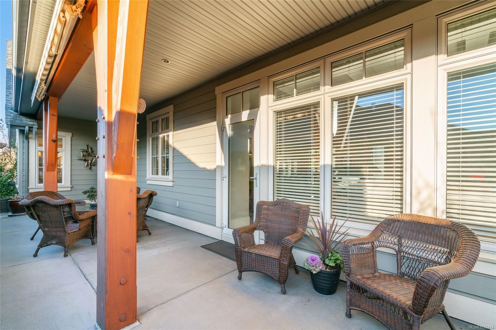 609 Prospect Pointe Dr, French Creek, BC