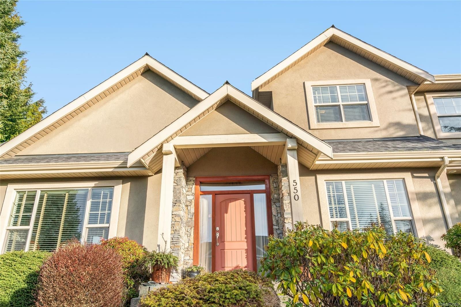 550 Falcon Crt, Parksville, BC