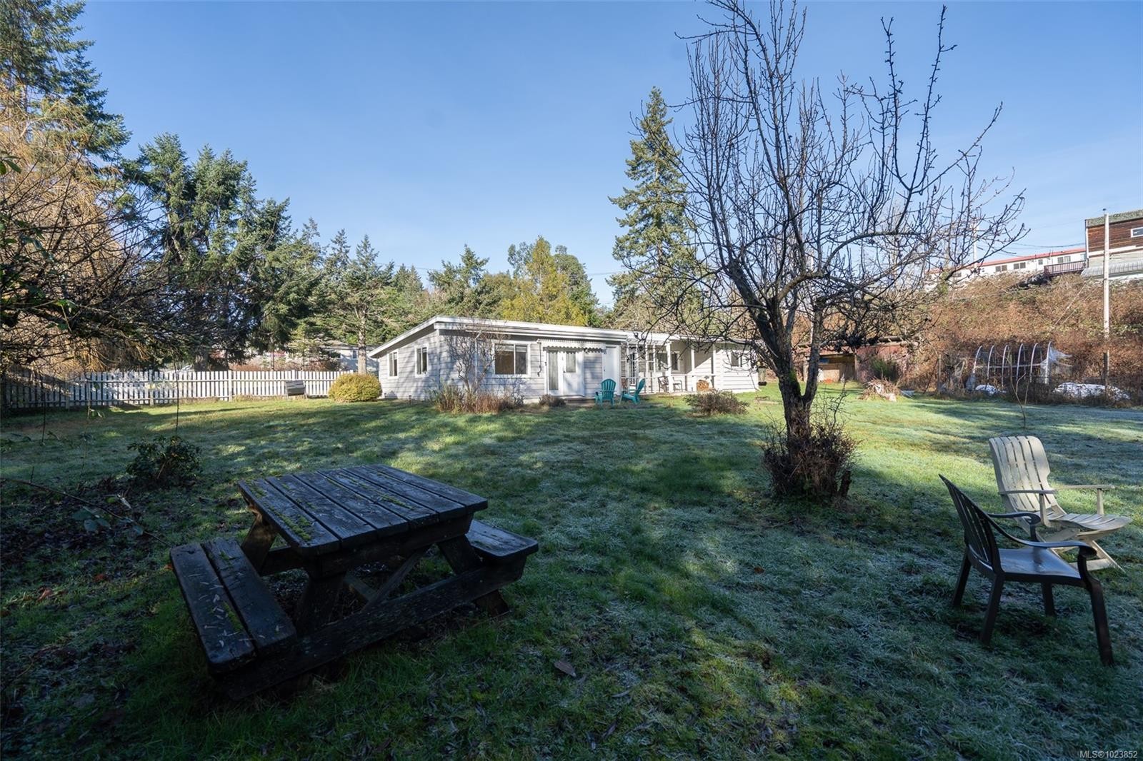 274 Park Dr, Salt Spring, BC - Outdoor