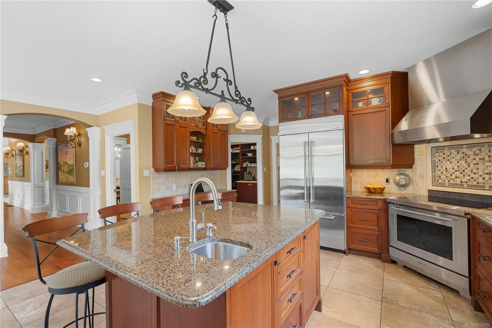 441 Glendower Rd, Saanich, BC