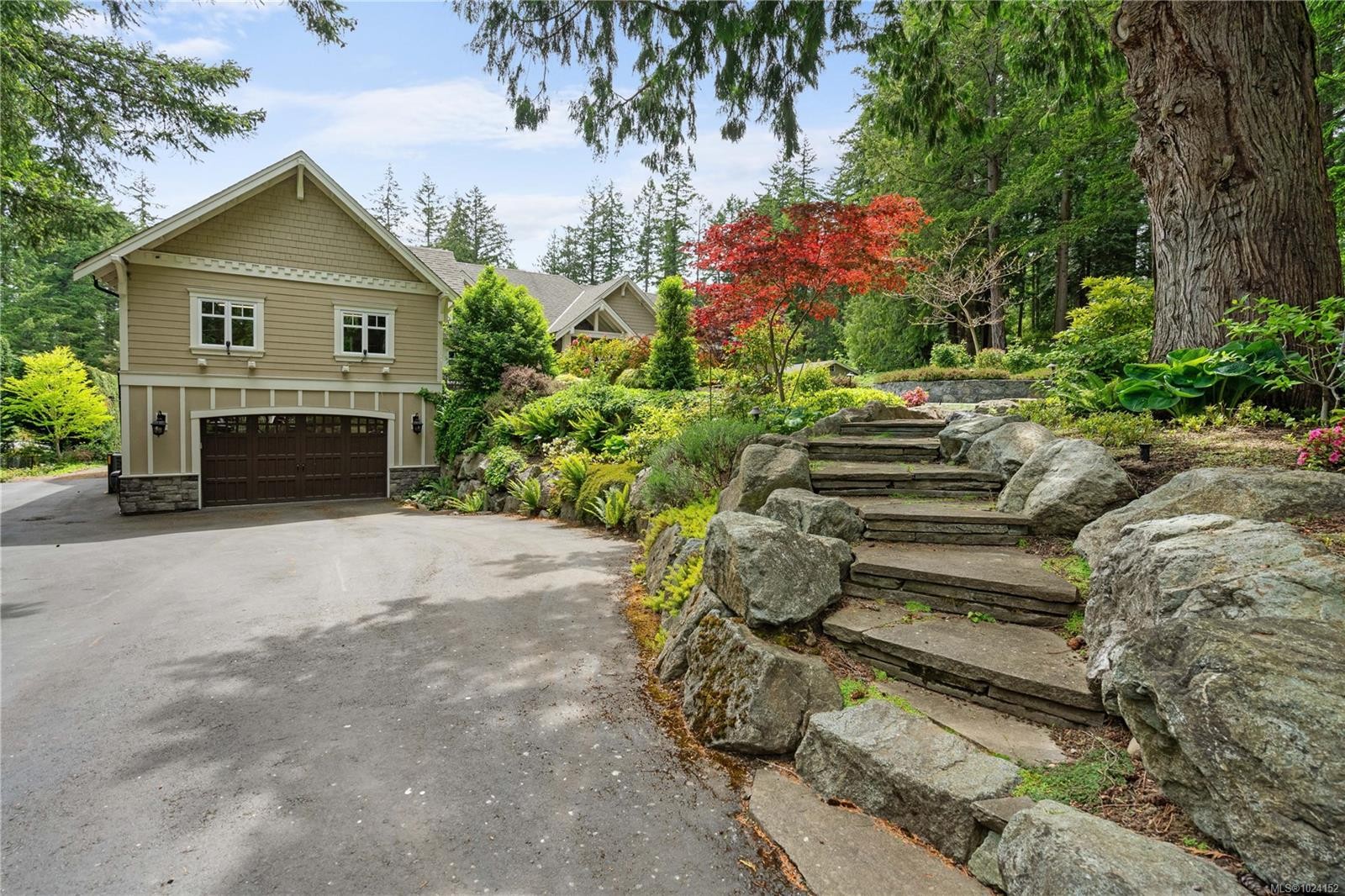 441 Glendower Rd, Saanich, BC