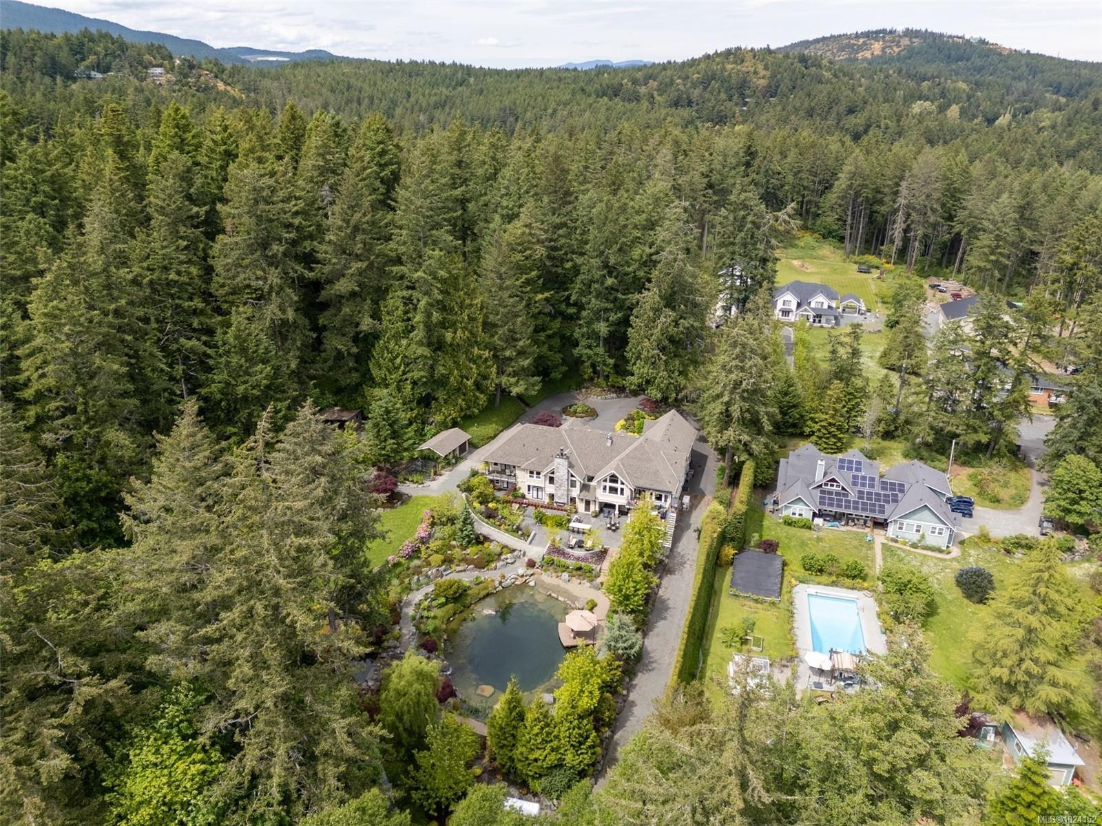 441 Glendower Rd, Saanich, BC