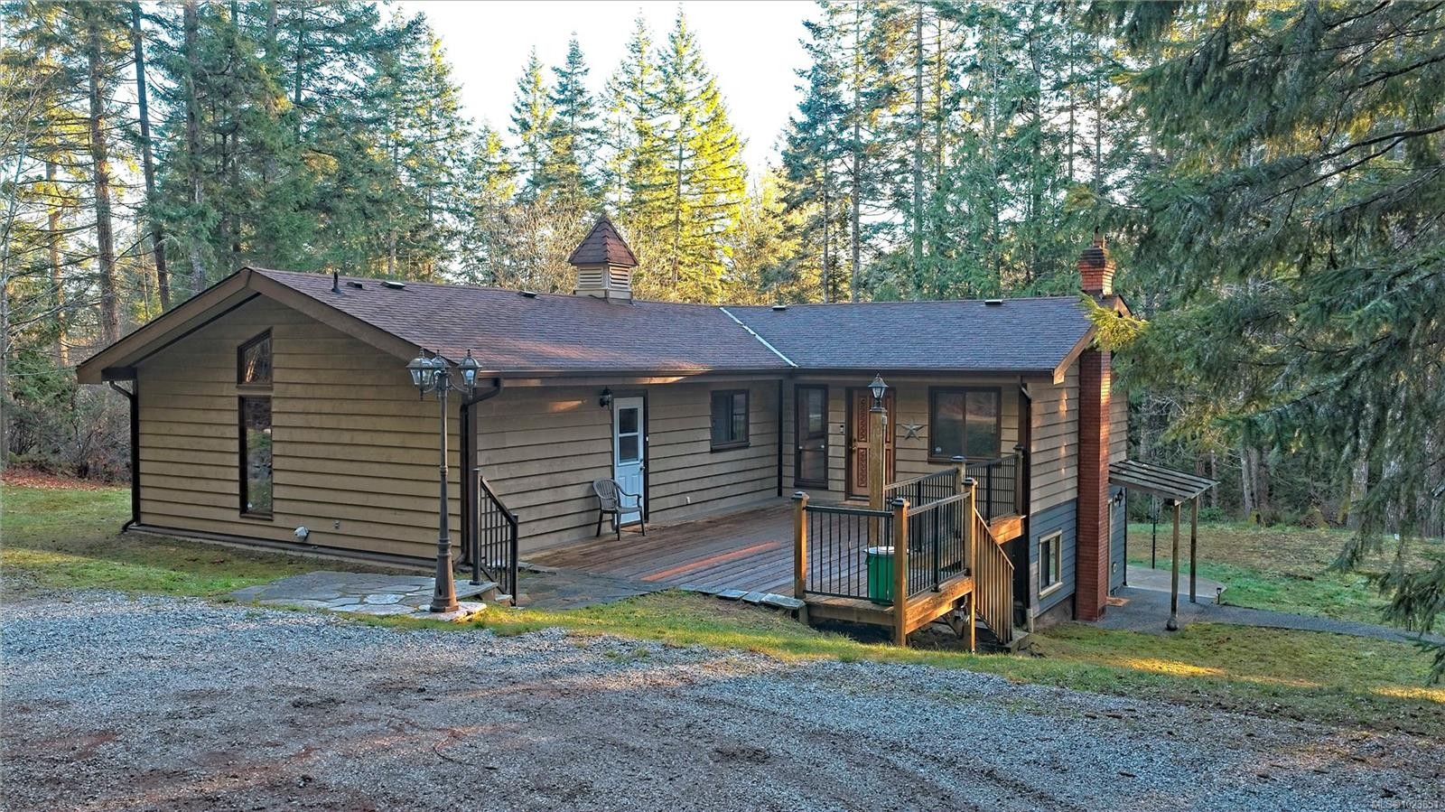 121 Thomas Rd, Salt Spring, BC