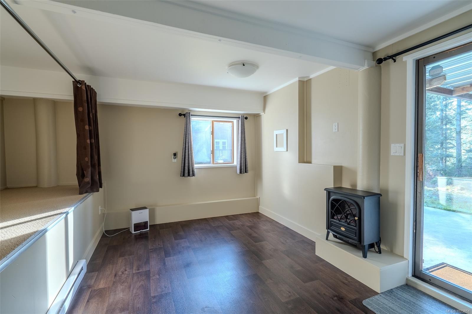 121 Thomas Rd, Salt Spring, BC