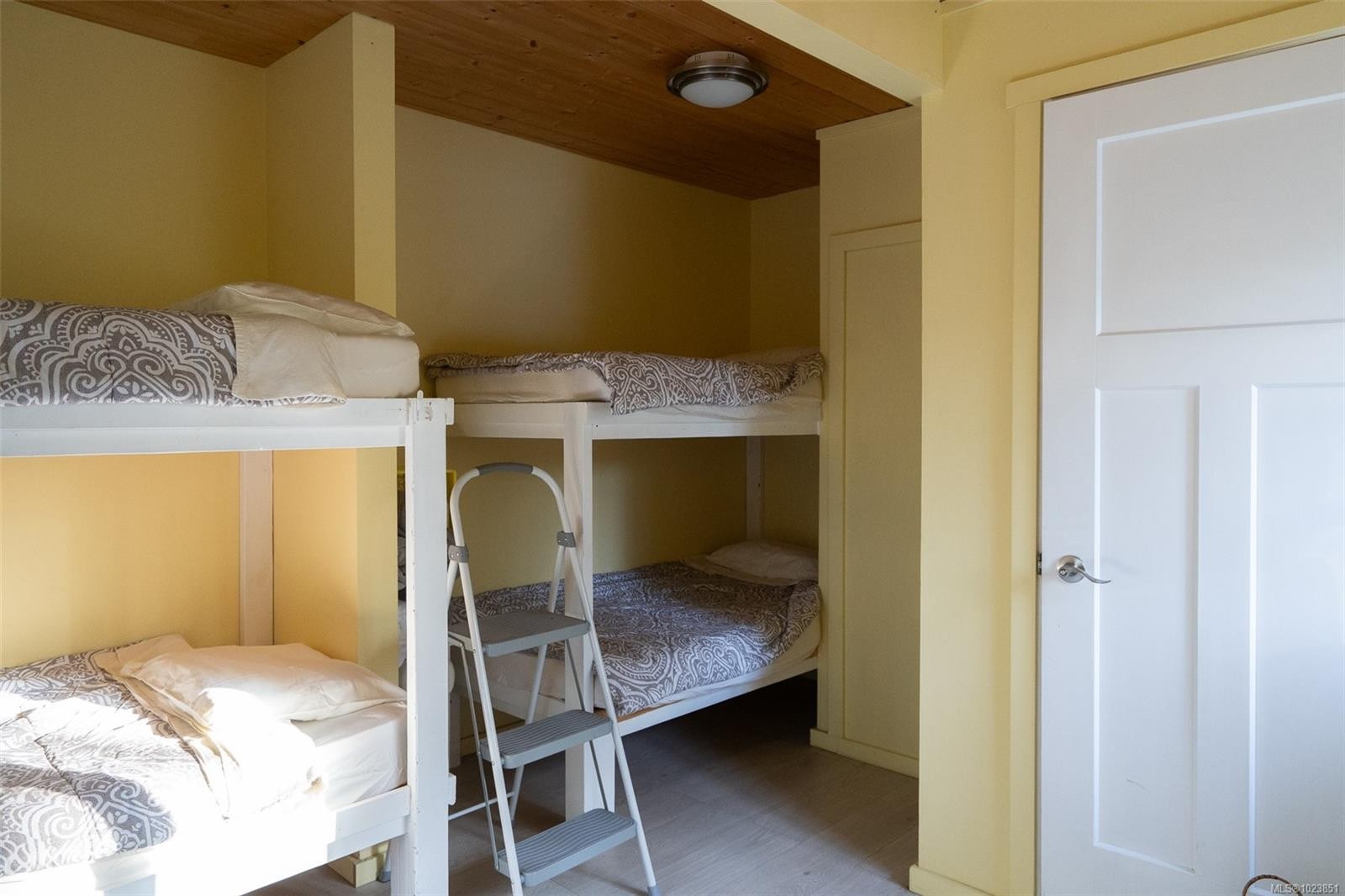 121 Thomas Rd, Salt Spring, BC