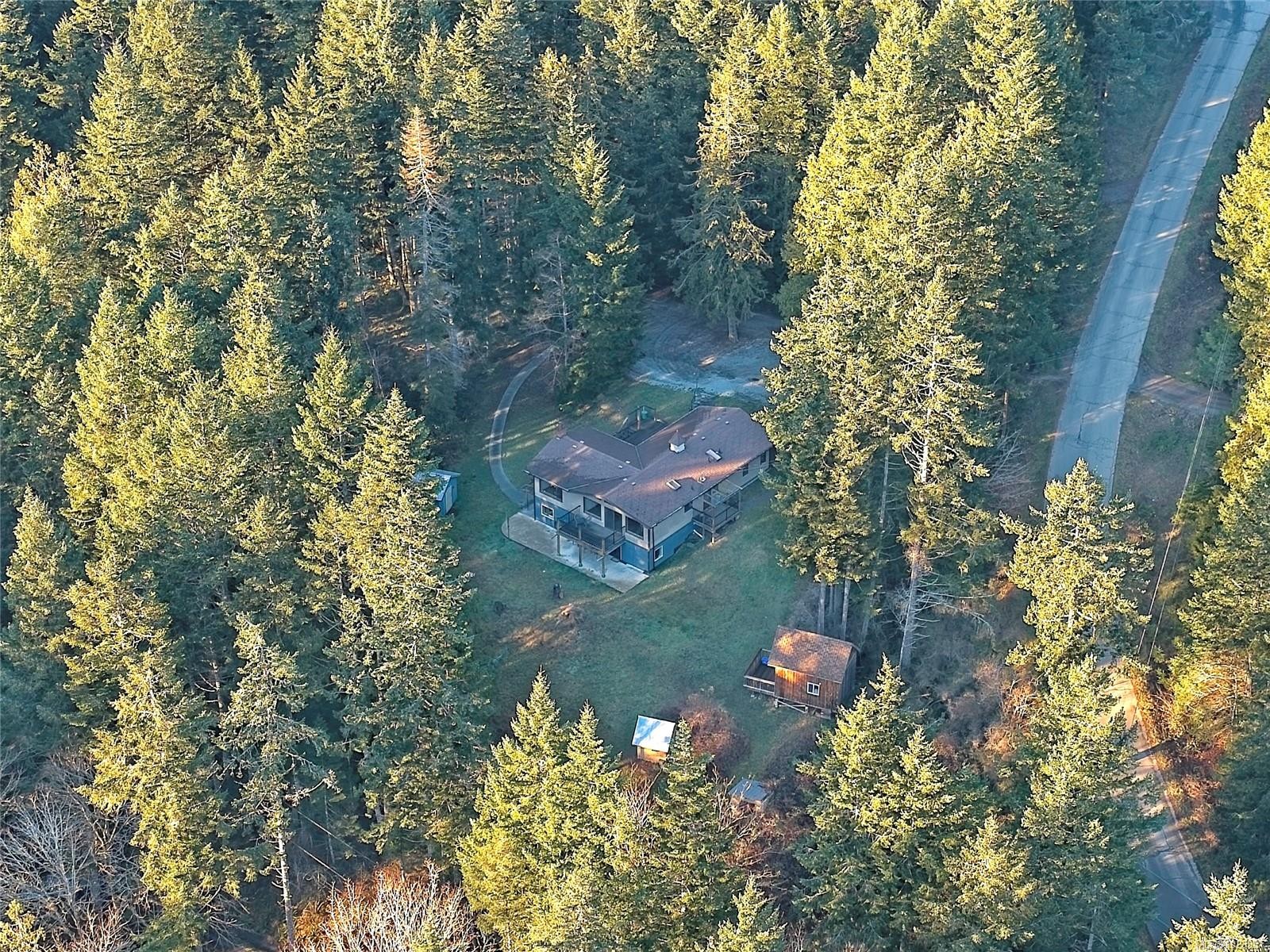 121 Thomas Rd, Salt Spring, BC