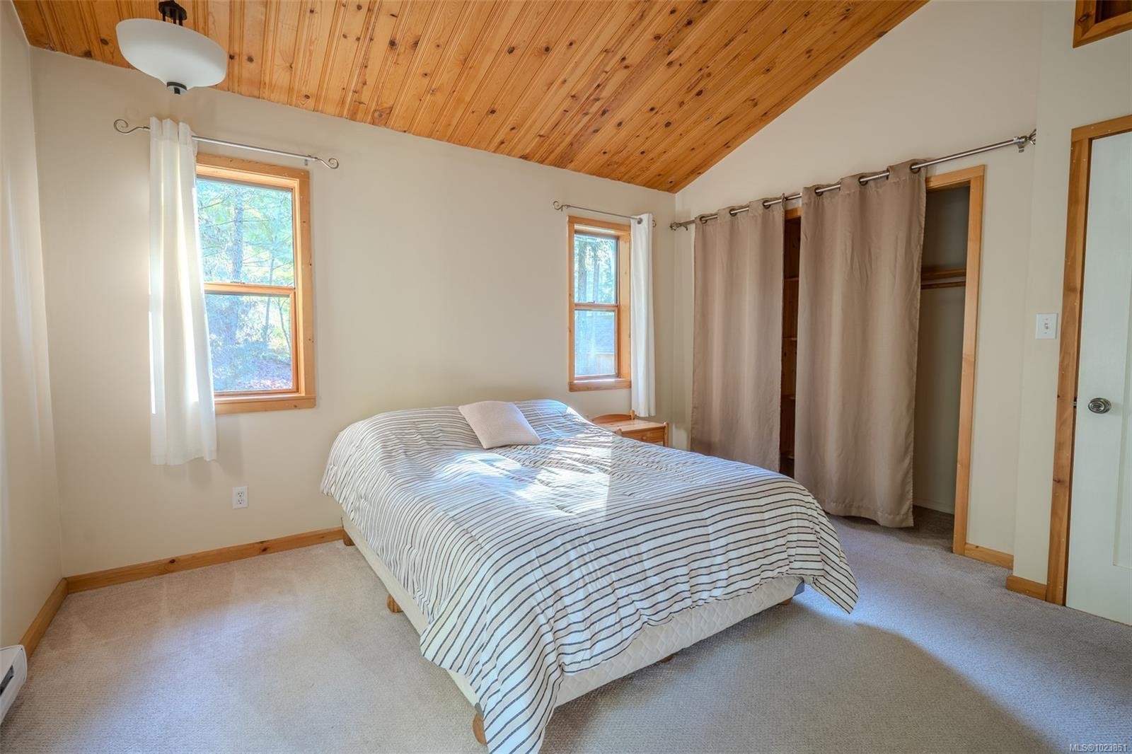 121 Thomas Rd, Salt Spring, BC