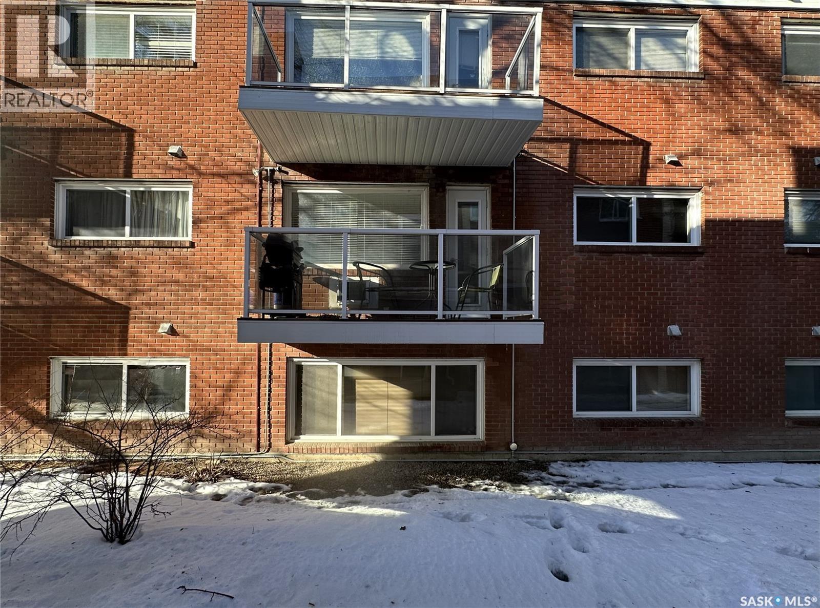 2060 Lorne Street, Regina, SK - Outdoor With Balcony