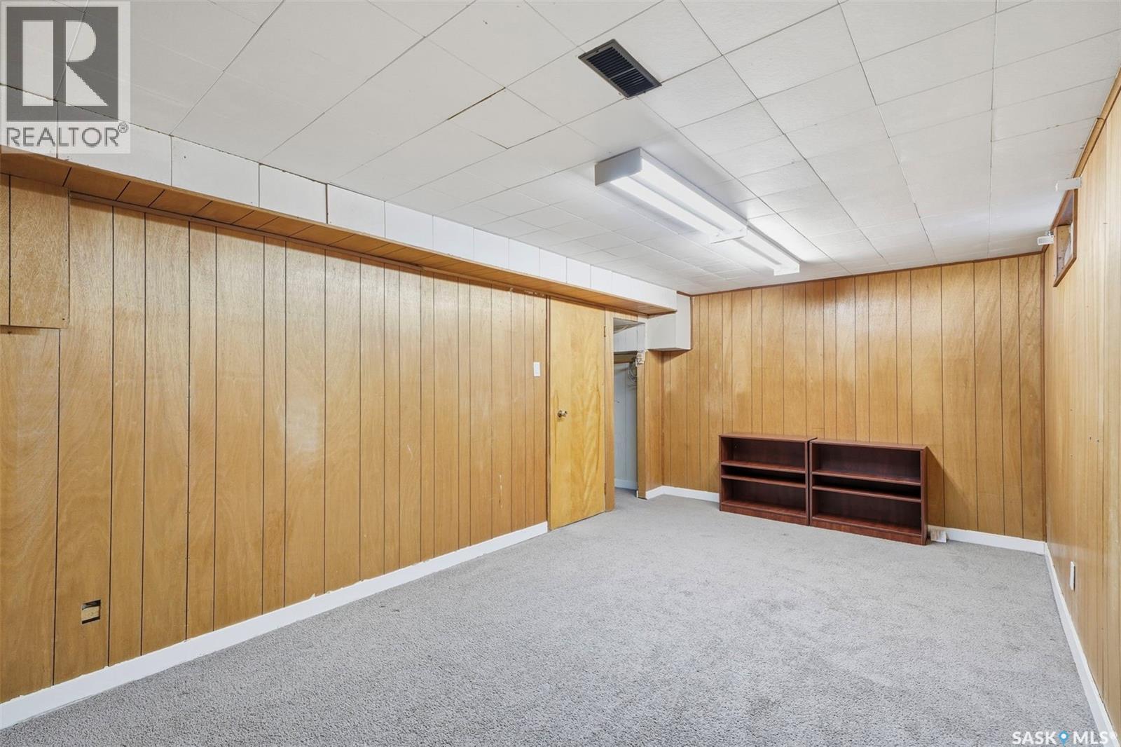 3020 14Th Street E, Saskatoon, SK - Indoor