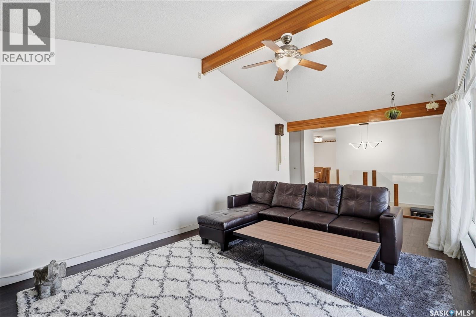 3020 14Th Street E, Saskatoon, SK - Indoor Photo Showing Other Room