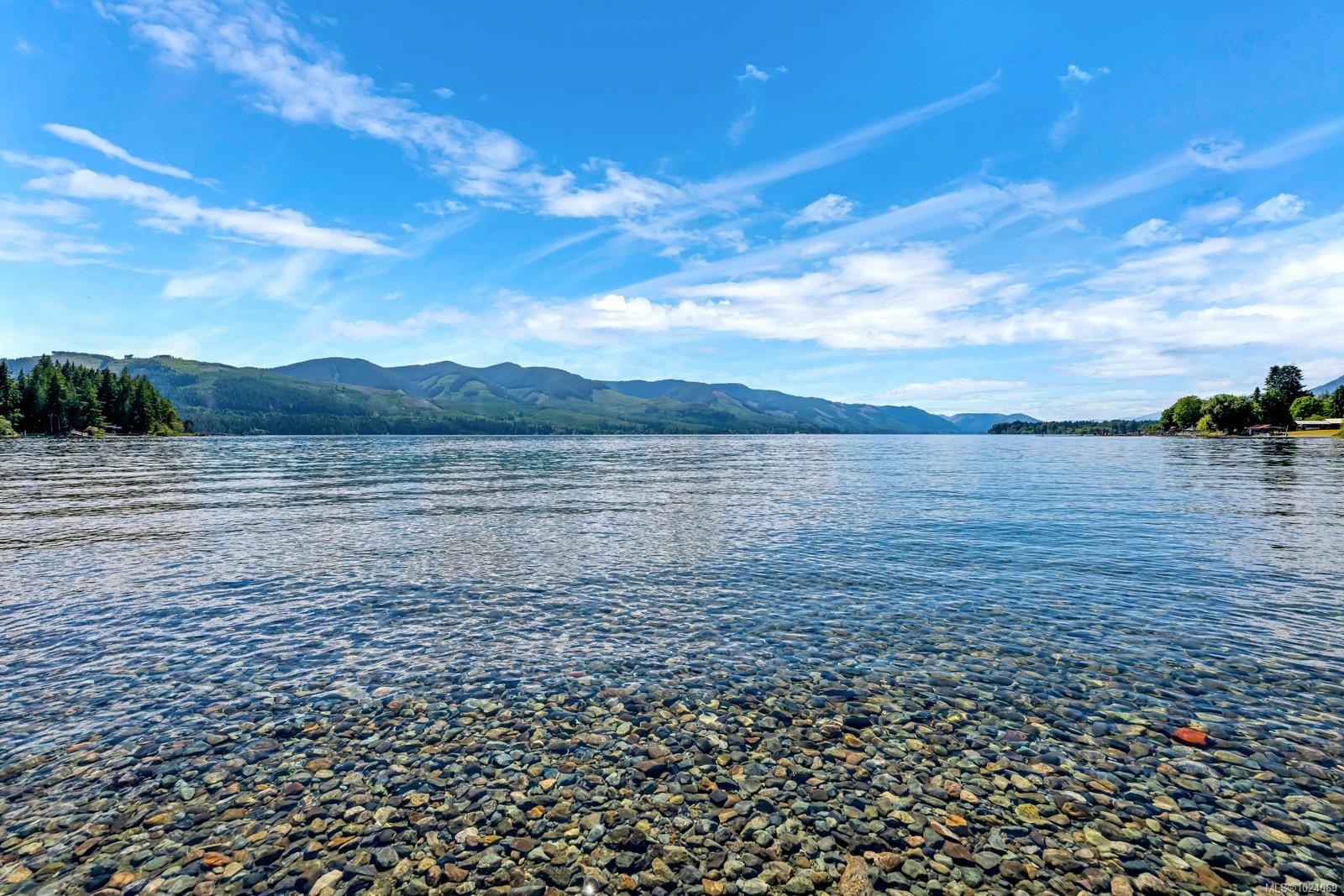 8394 Sa-Seen-Os Rd, Youbou, BC