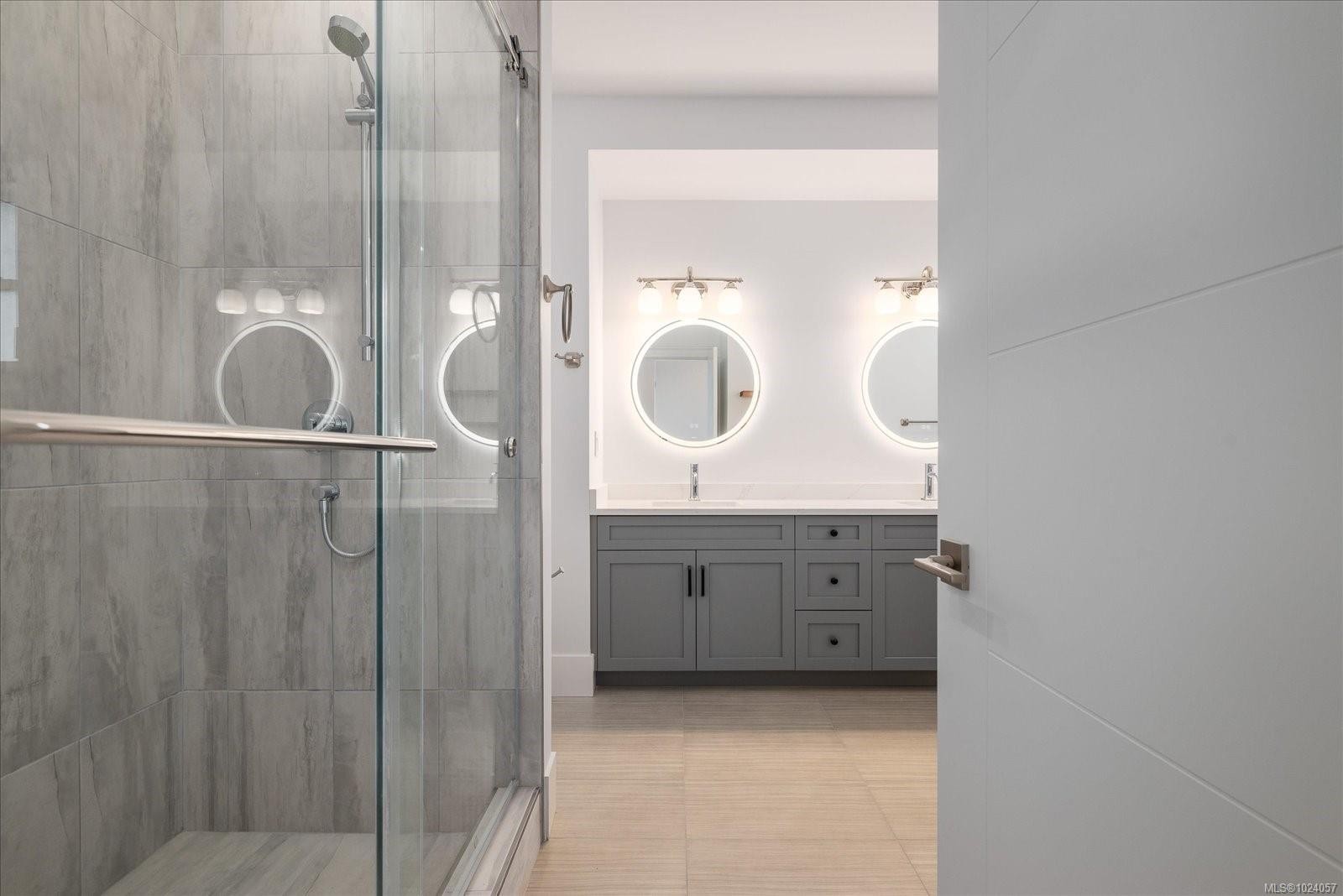 4684 Ambience Dr, Nanaimo, BC