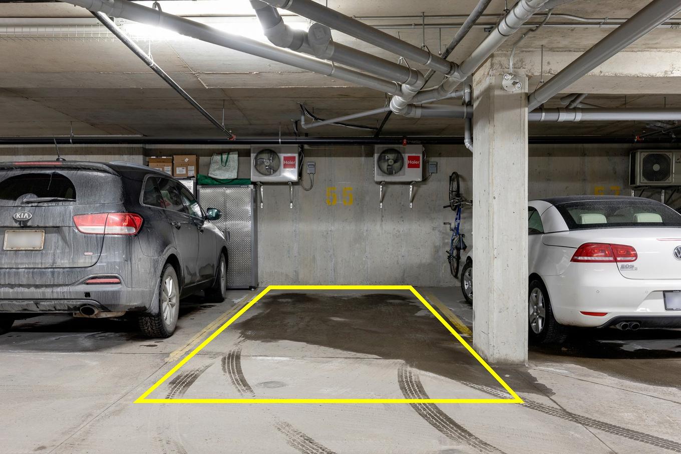 Garage - 219-750 32E Avenue, Montréal (Lachine), QC - Indoor Photo Showing Garage