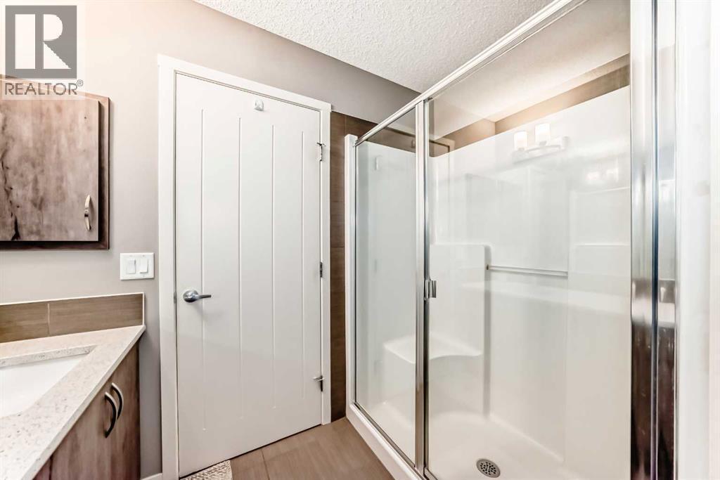 309 Nolanlake Villas Nw, Calgary, AB - Indoor Photo Showing Bathroom