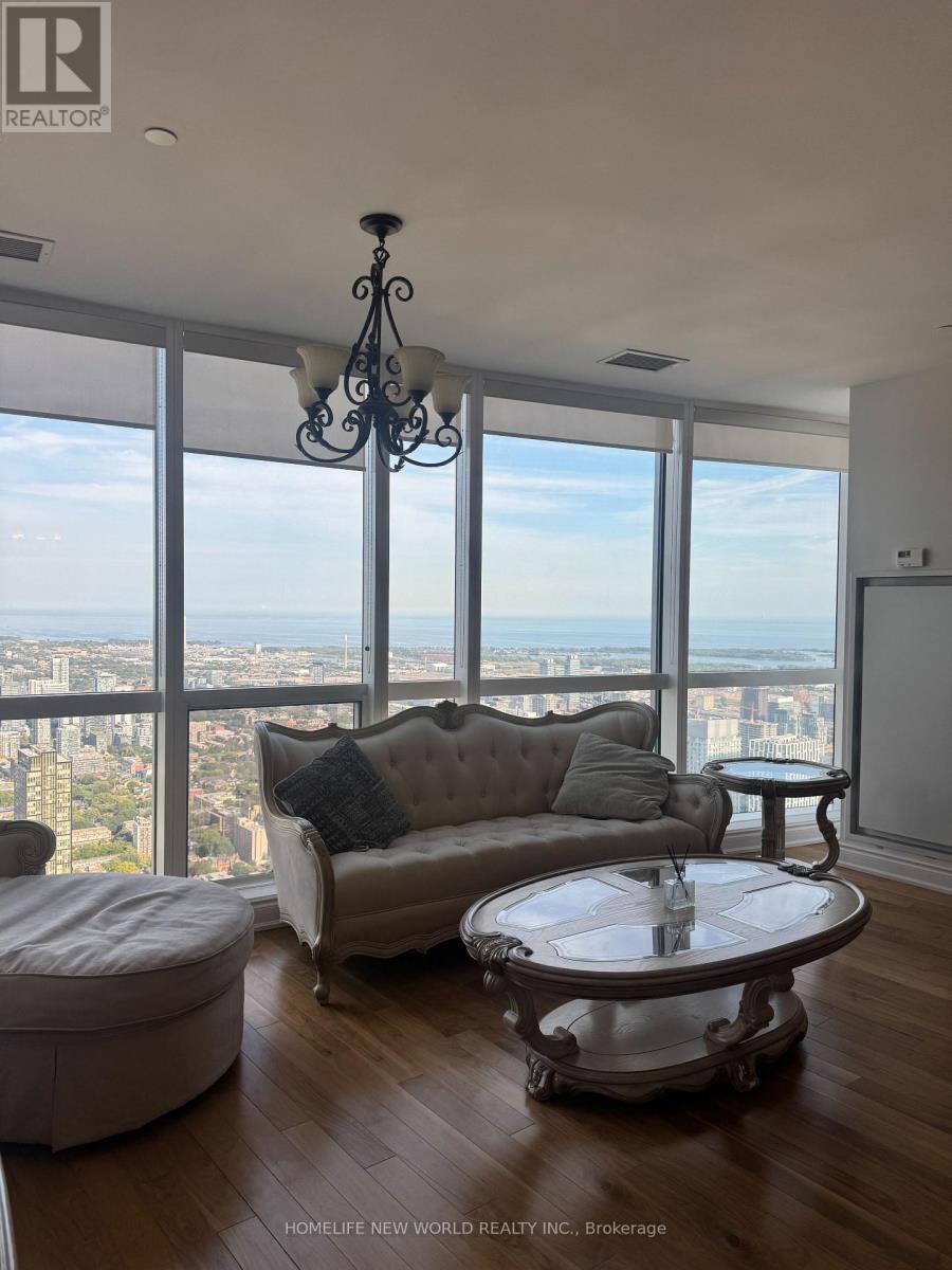 7505 - 388 Yonge Street, Toronto, ON - Indoor Photo Showing Living Room