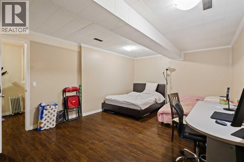 24 Bedford Road Ne, Calgary, AB - Indoor