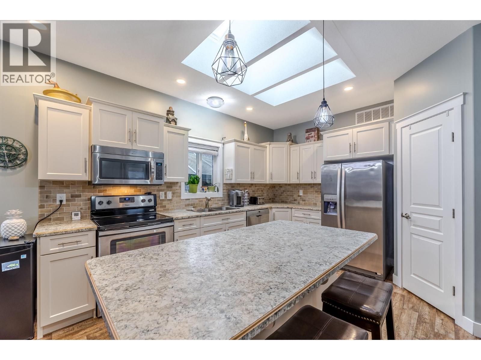 8300 Gallagher Lake Frontage Road Unit# 85, Oliver, BC