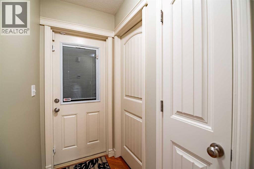 261 Jenner Crescent, Red Deer, AB - Indoor Photo Showing Other Room