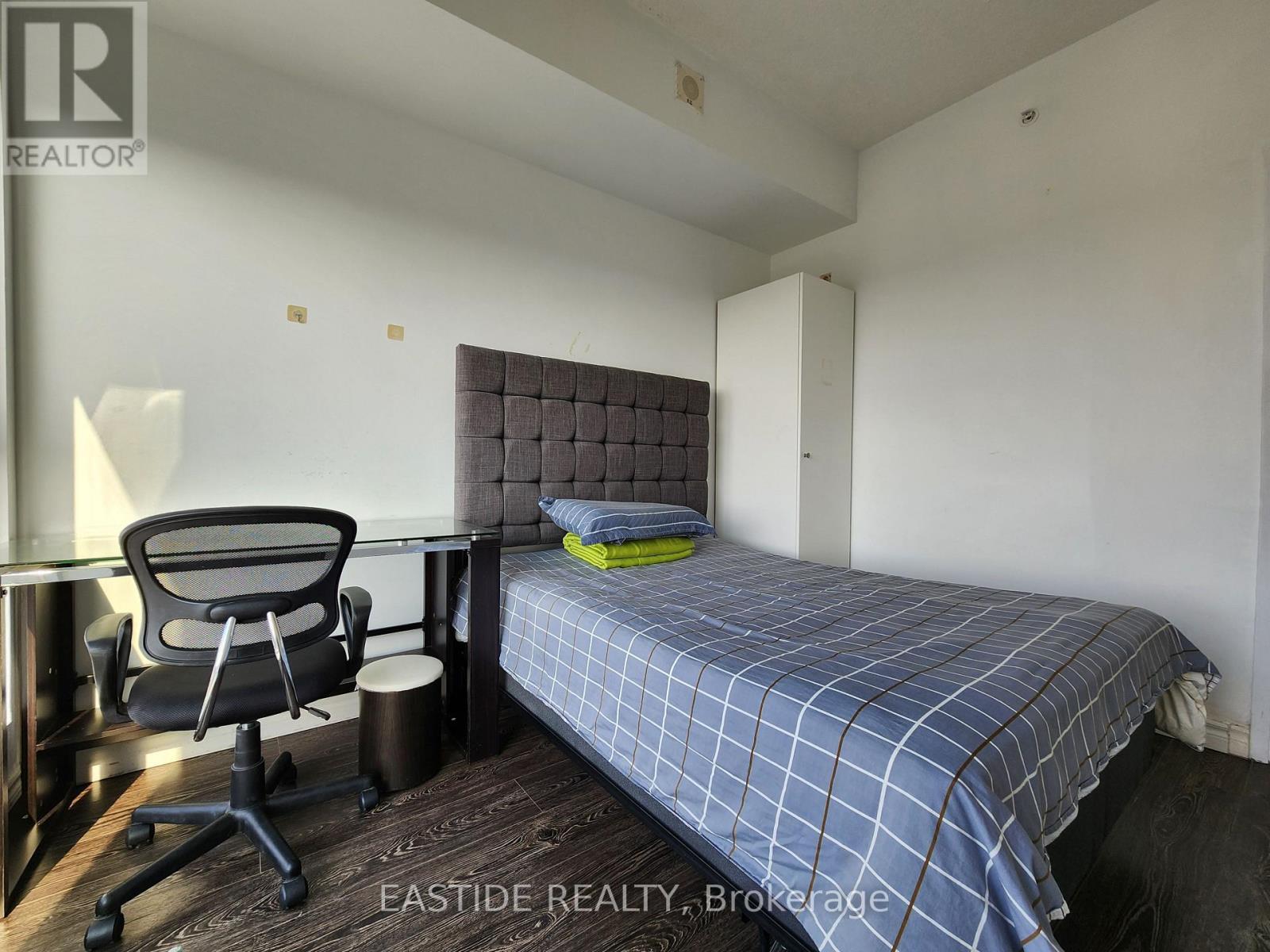 1805 - 158 King Street N, Waterloo, ON - Indoor Photo Showing Bedroom