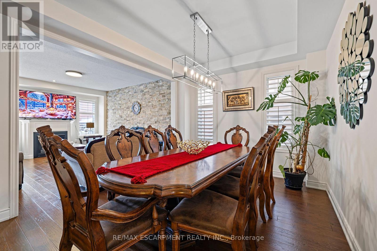 114 Chaumont Drive, Hamilton, ON - Indoor Photo Showing Dining Room