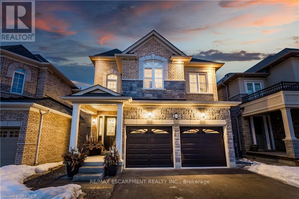 114 Chaumont Drive, Hamilton, ON - Outdoor With Facade