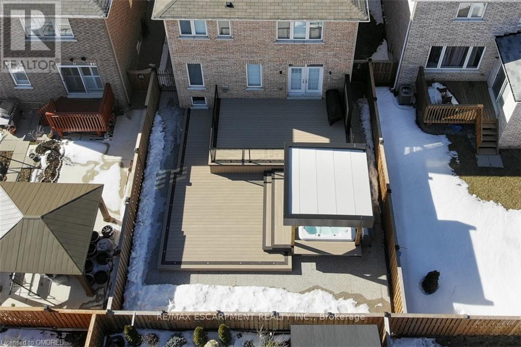 114 Chaumont Drive, Hamilton, ON - Outdoor With Deck Patio Veranda