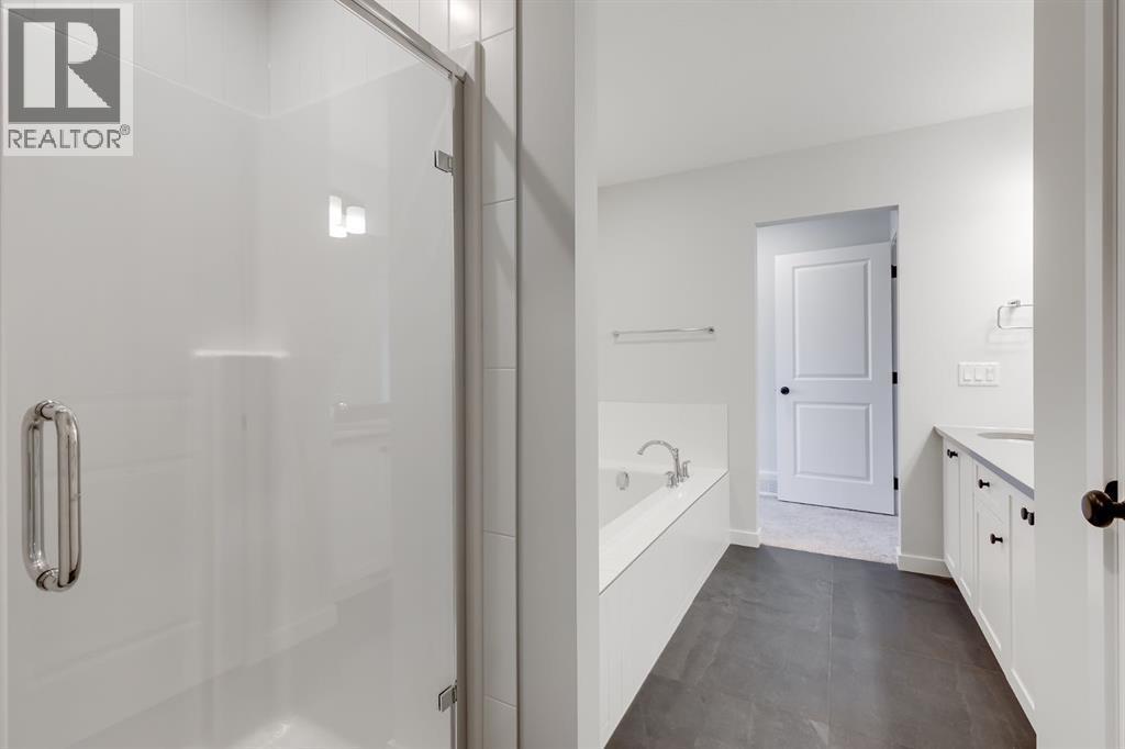 4054 Sawgrass Street Nw, Airdrie, AB - Indoor Photo Showing Bathroom