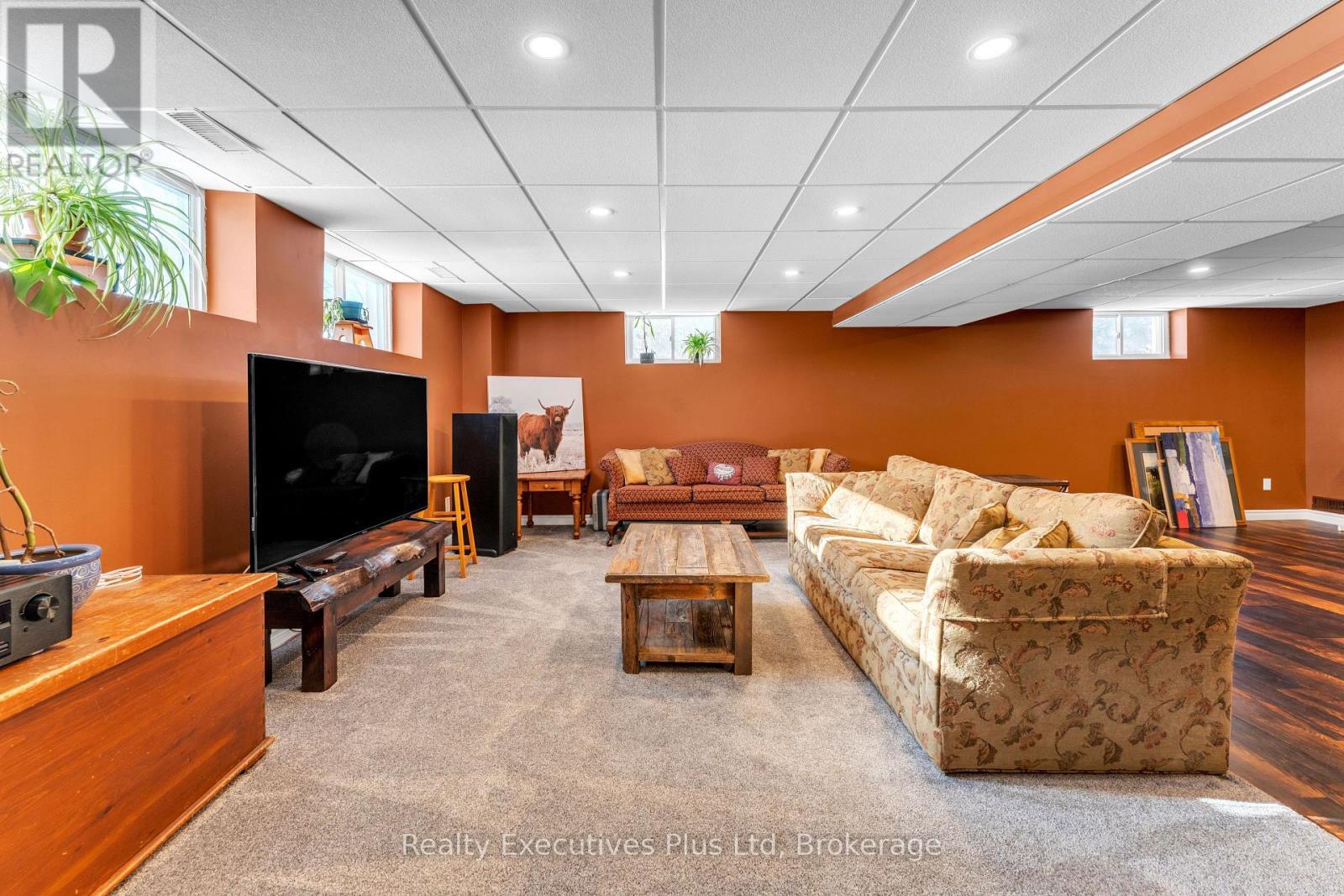 7050 County Road 2 Road, Loyalist (Lennox And Addington - South), ON - Indoor Photo Showing Basement
