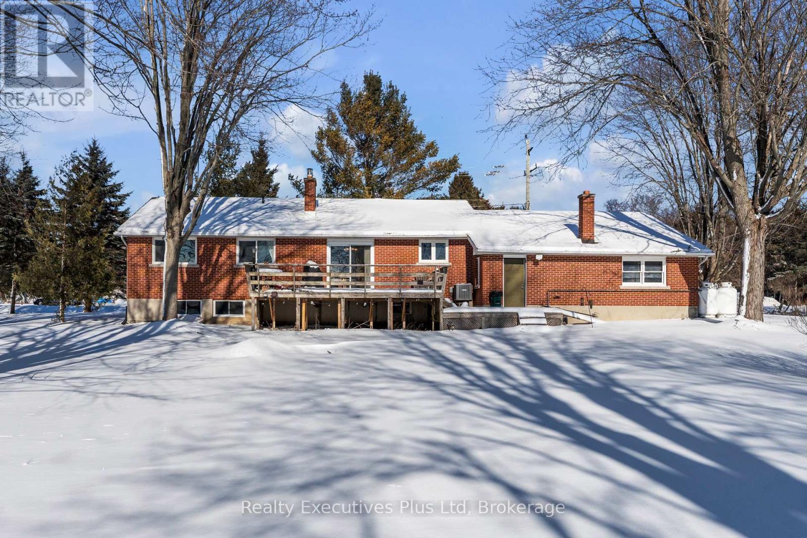 7050 County Road 2 Road, Loyalist (Lennox And Addington - South), ON - Outdoor With Deck Patio Veranda