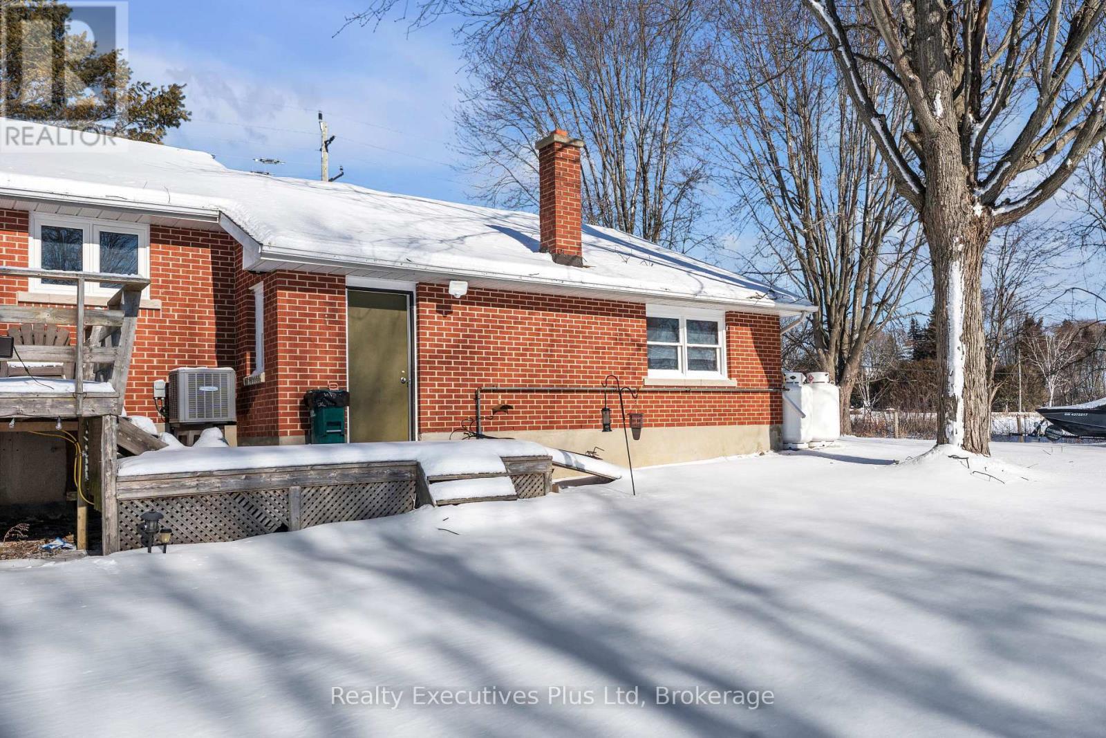 7050 County Road 2 Road, Loyalist (Lennox And Addington - South), ON - Outdoor With Deck Patio Veranda