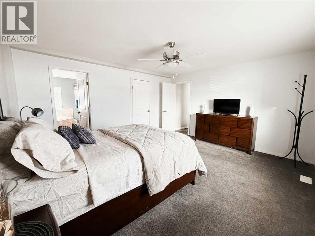 781004 42 Range, Rural Spirit River No. 133, M.D. Of, AB - Indoor Photo Showing Bedroom