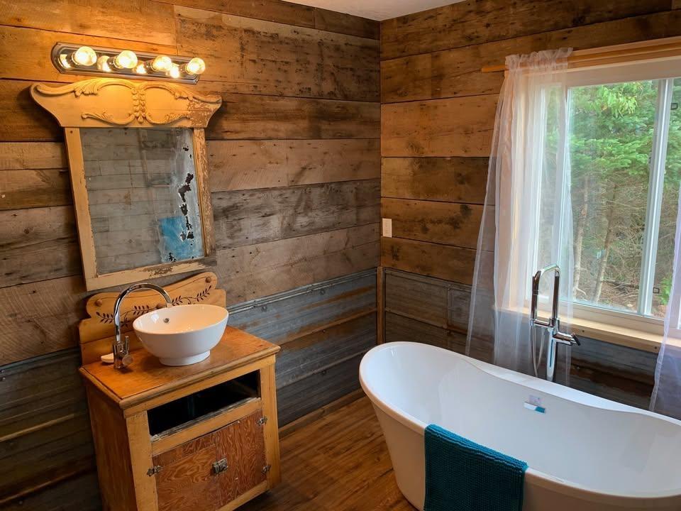 2721 Trans Canada Hwy., Flat River, PE