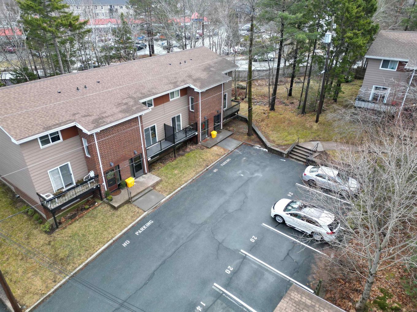 10 10 Stoneybrook Court, Clayton Park, NS