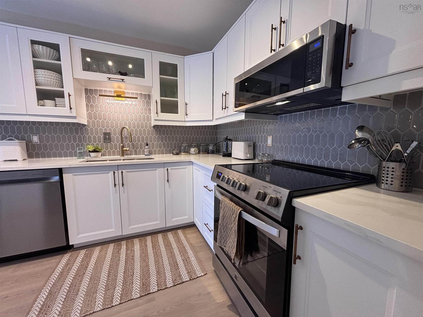 10 10 Stoneybrook Court, Clayton Park, NS