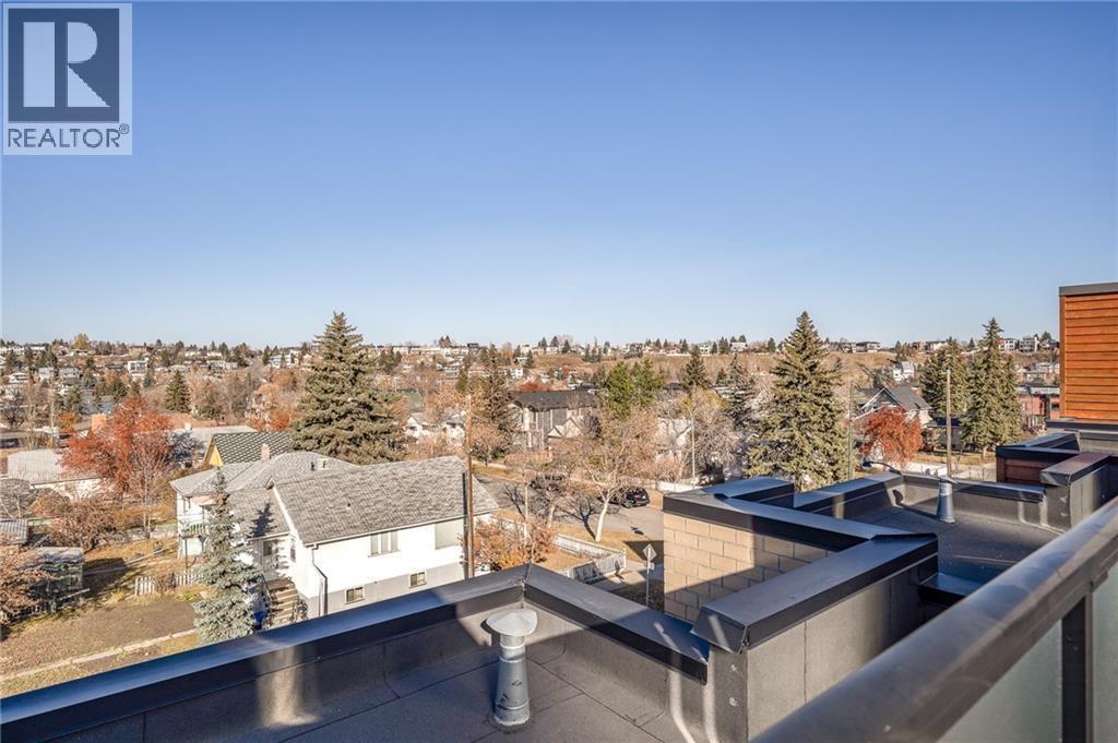 rooftop patio - 1029 1 Avenue Ne, Calgary, AB - Outdoor With View