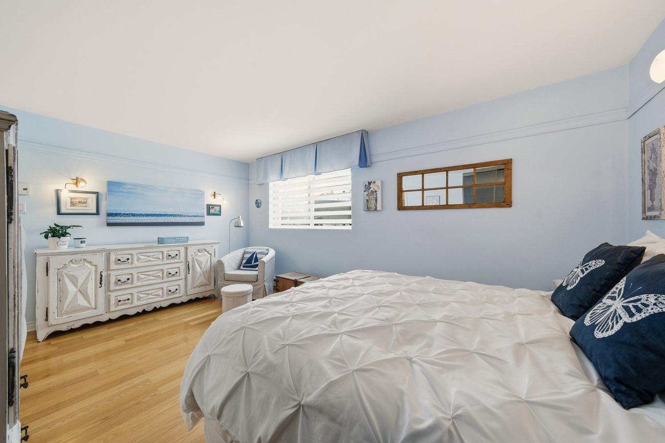 Chambre à coucher principale - 107-600 Rue Des Tilleuls, Saint-Bruno-De-Montarville, QC - Indoor Photo Showing Bedroom