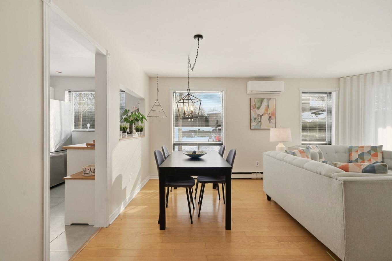 Salle à manger - 107-600 Rue Des Tilleuls, Saint-Bruno-De-Montarville, QC - Indoor Photo Showing Other Room