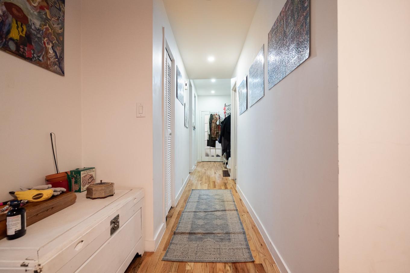 Corridor - 1715 Rue Sanguinet, Montréal (Ville-Marie), QC - Indoor Photo Showing Other Room