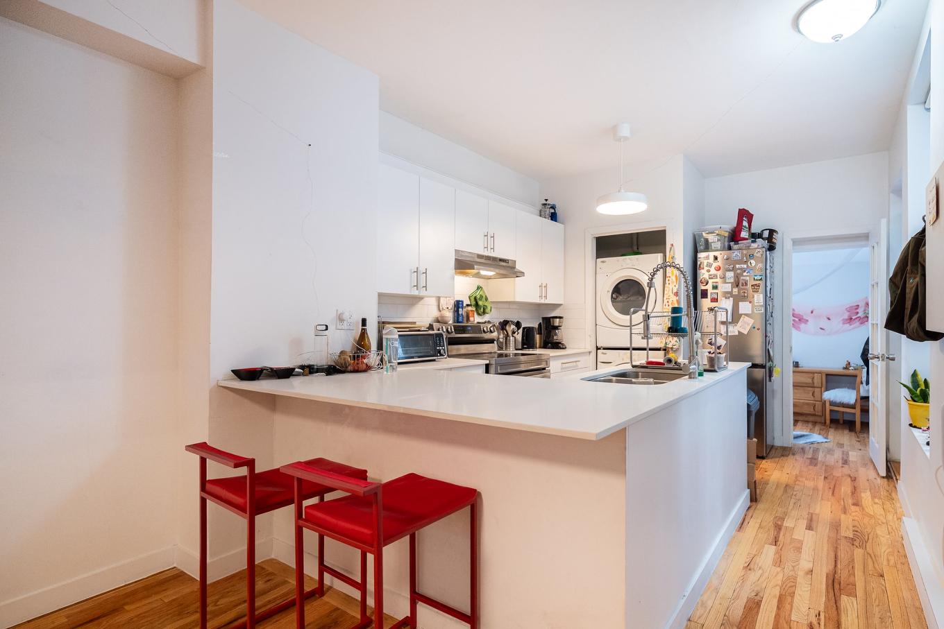 Cuisine - 1715 Rue Sanguinet, Montréal (Ville-Marie), QC - Indoor Photo Showing Kitchen With Double Sink