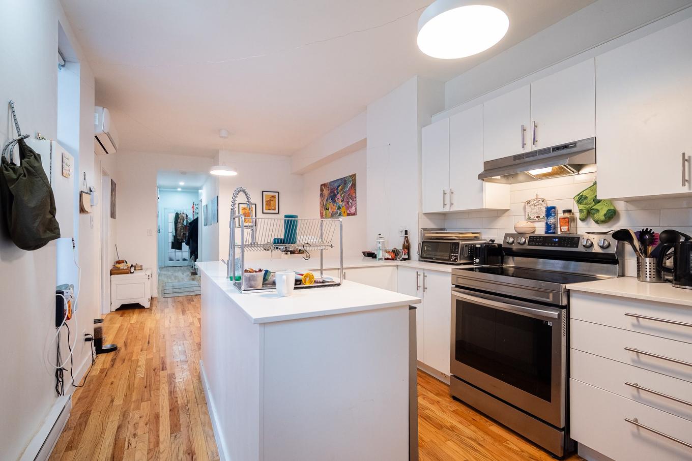 Cuisine - 1715 Rue Sanguinet, Montréal (Ville-Marie), QC - Indoor Photo Showing Kitchen